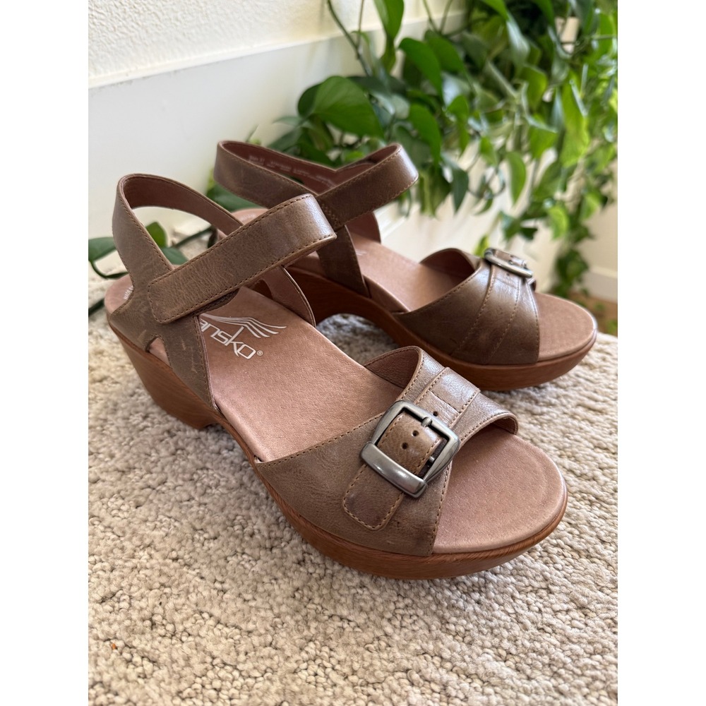 Dansko The Walking Company Leather Buckle Comfort Wedge Sandals Taupe 6.5-7